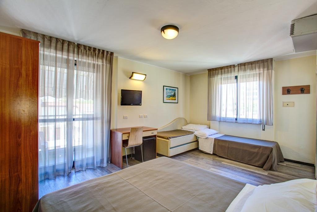 Hotel Major Cattolica Room photo